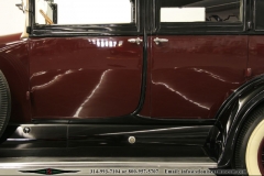 lincoln30brgndyblk13